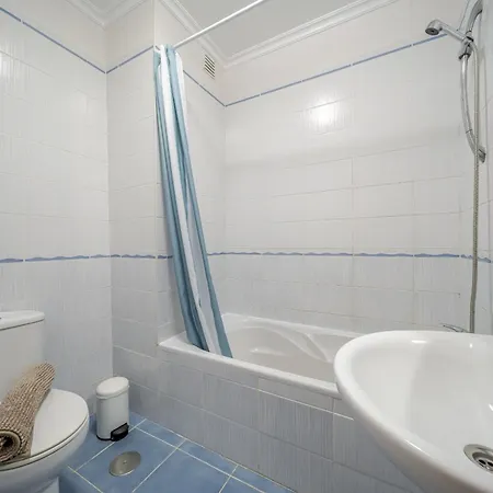 Beguest Alma Da Ria Em Апартаменты Фару